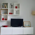 Ristrutturato Con Piccola Vista *