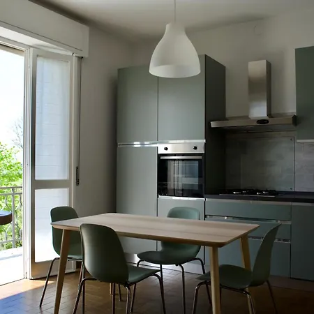 Apartamento Ristrutturato Con Piccola Vista