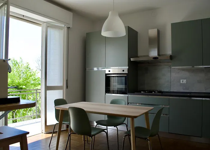 Apartament Ristrutturato Con Piccola Vista