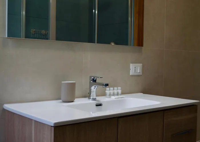 Apartament Ristrutturato Con Piccola Vista Besozzo