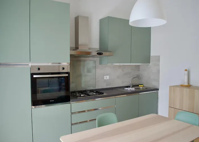 Ristrutturato Con Piccola Vista Apartament