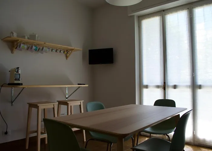 Apartament Ristrutturato Con Piccola Vista Besozzo