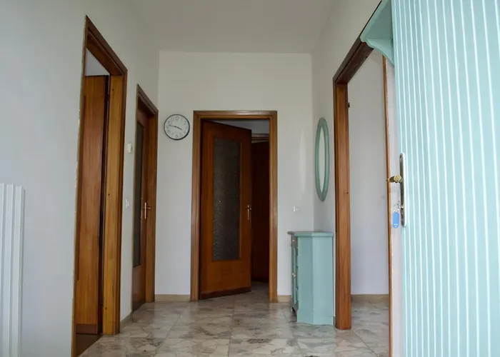 Ristrutturato Con Piccola Vista *